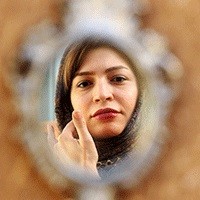 سارا طبیب‌زاده
